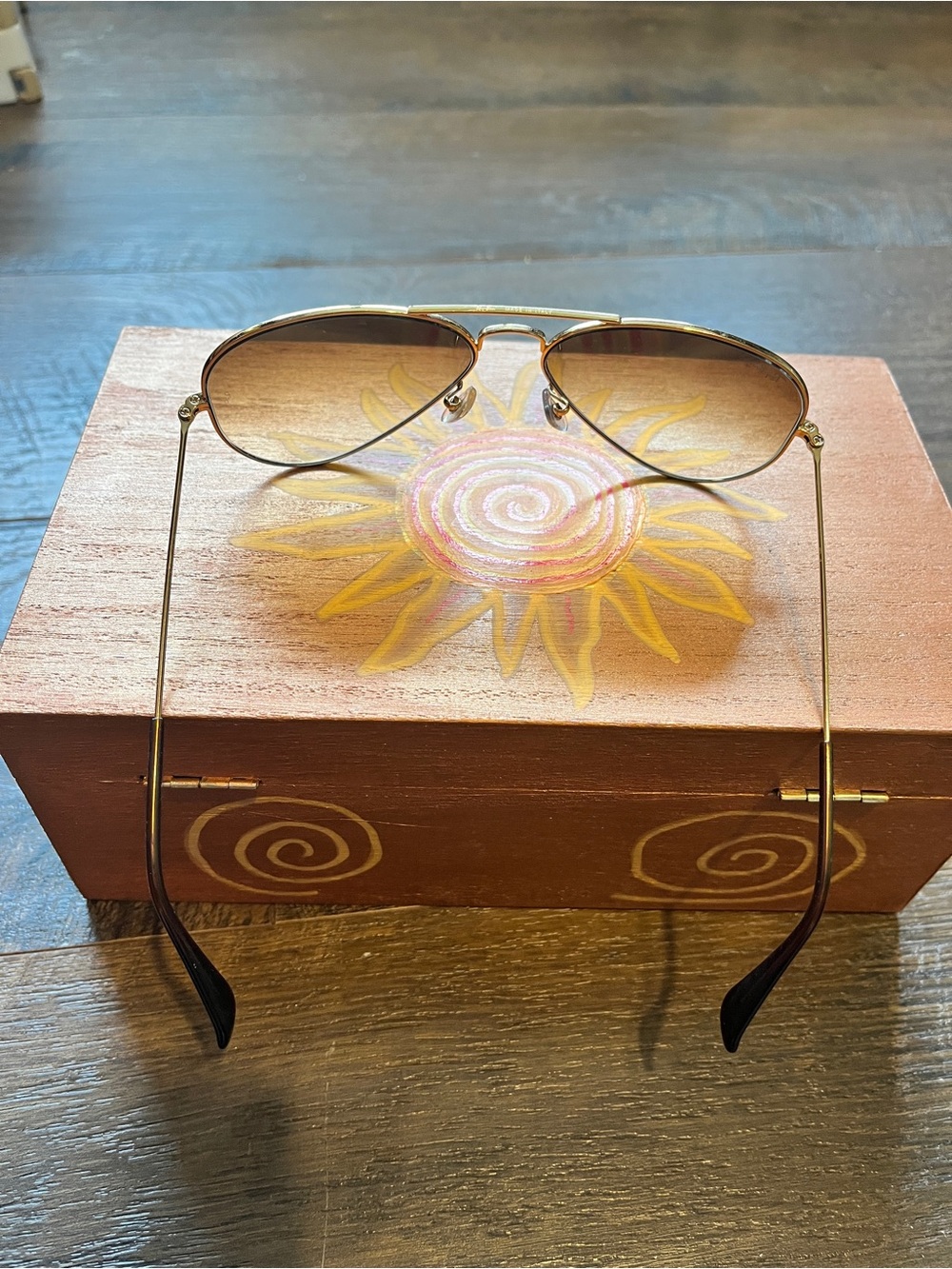 Ray-Ban Aviator Sunglasses in Brown and Gold - Picture 3 of 7